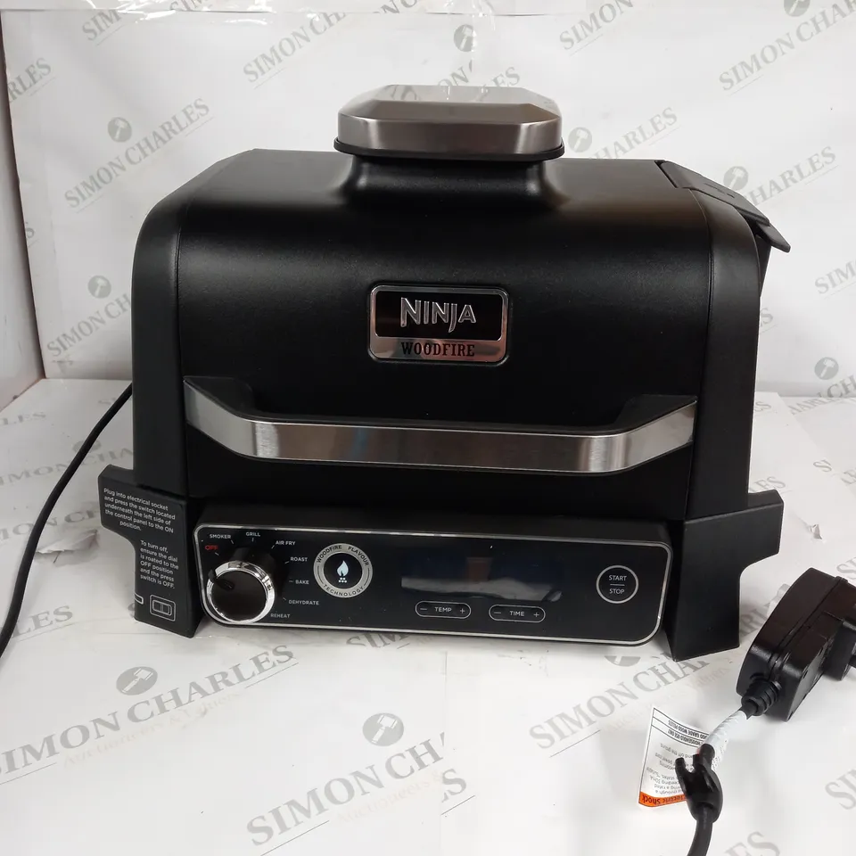NINJA WOODFIRE ELECTRIC BBQ GRILL & SMOKER WITH AIR FRY FUNCTION OG701UKQ