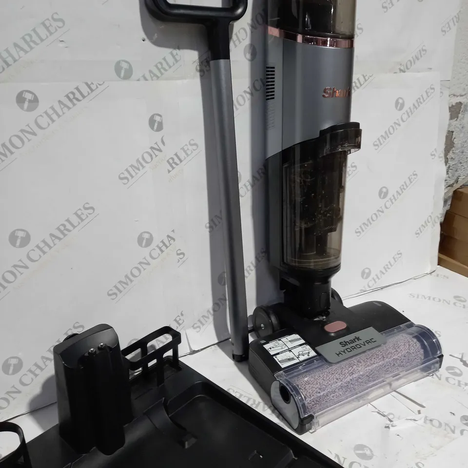 BOXED SHARK CORDLESS HYDROVAC 3-IN-1 HARD FLOOR CLEANING SYSTEM WD210UK