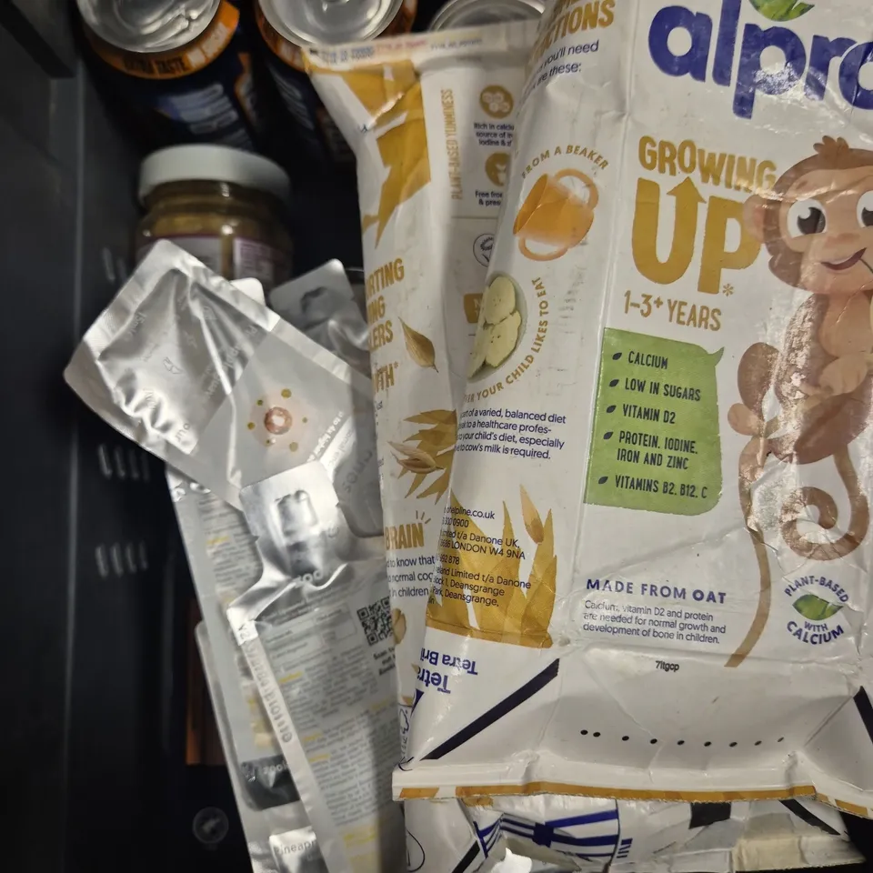 APPROXIMATELY 15 ASSORTED FOOD/DRINK PRODUCTS TO INCLUDE ALPRO, CAFEPOD, IRN-BRU ETC 