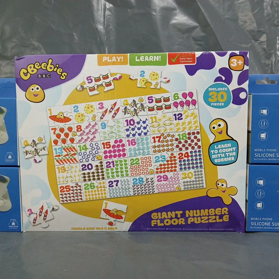 BOX OF APPROXIMATELY 5 ASSORTED HOUSEHOLD ITEMS TO INCLUDE CBEEBIES GIANT NUMBER FLOOR PUZZLE, AND UNBRANDED MOBILE PHONE SILICONE SUCKER MOUNT