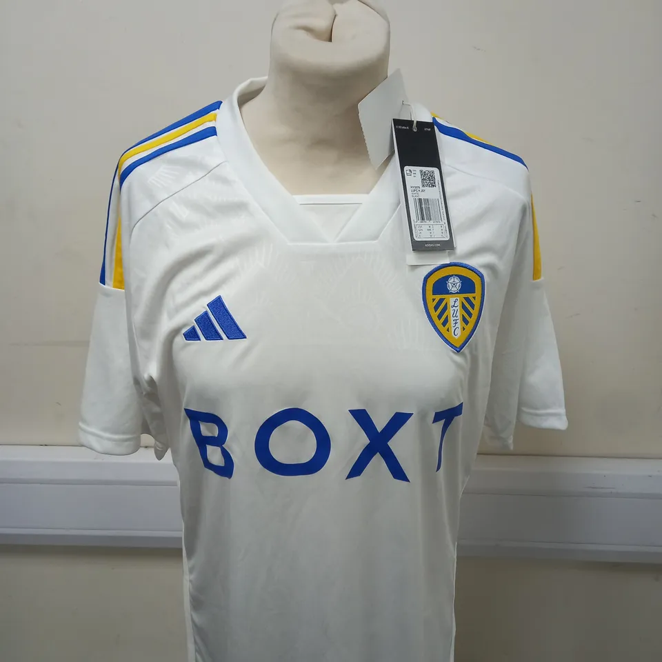 LEEDS UNITED FC HOME SHIRT SIZE M
