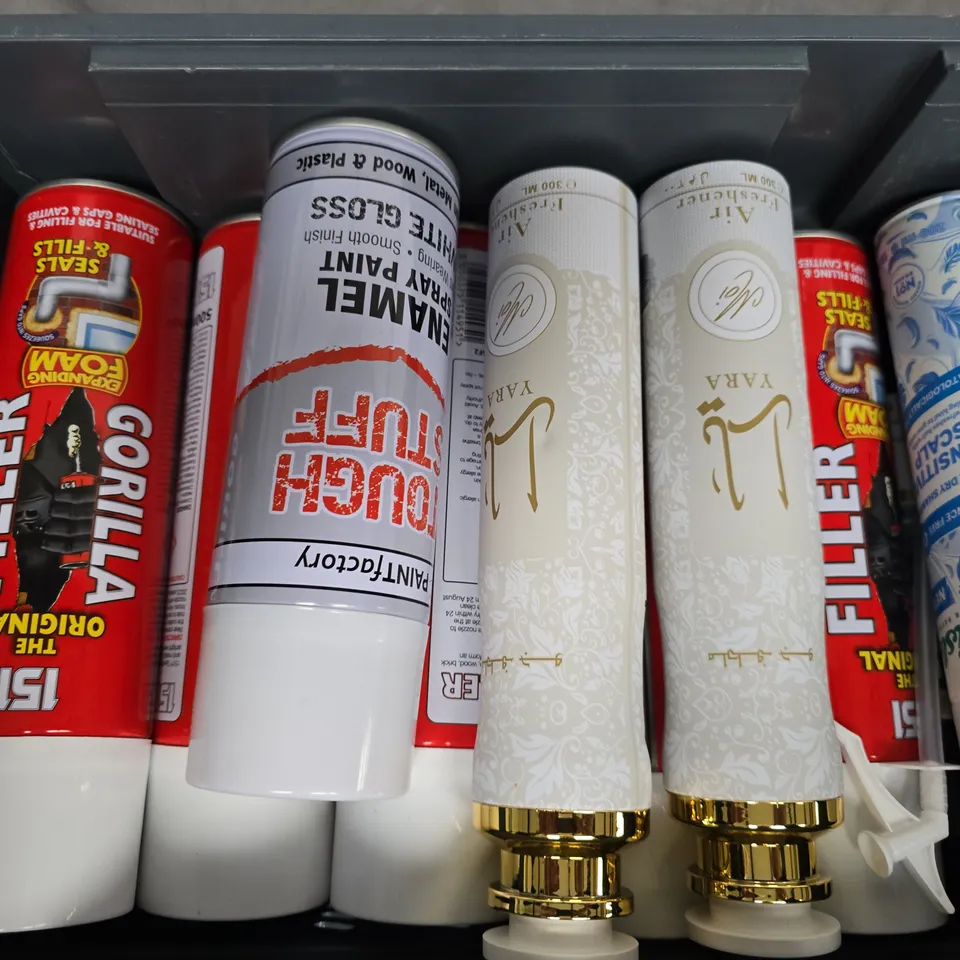 APPROXIMATELY 16 ASSORTED AEROSOLS TO INCLUDE TRESEMME FREEZE HOLD HAIRSPRAY, 151 THE ORIGINAL GORILLA FILLER, TOUGH STUFF ENAMEL SPRAY PAINT, ETC - COLLECTION ONLY