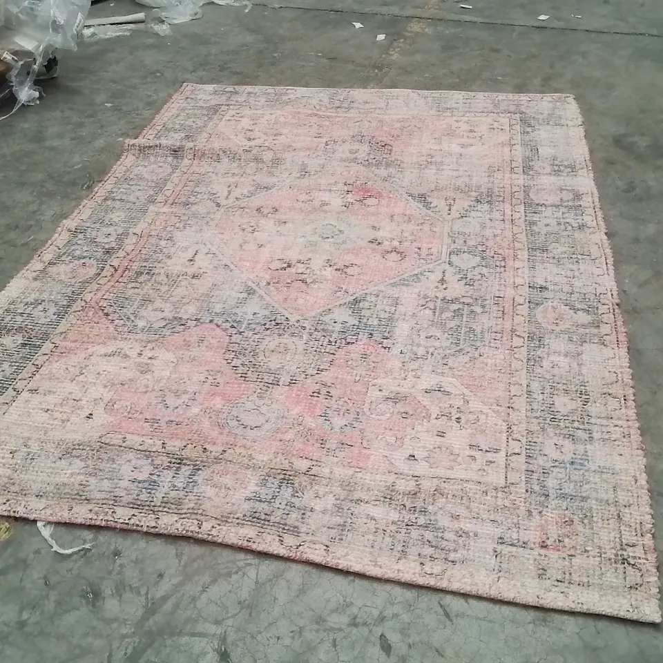 QUALITY DESIGNER AREA RUG - APPROXIMATELY 230X160CM
