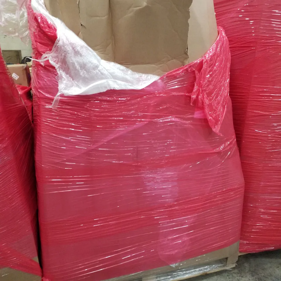 PALLET OF ASSORTED PRODUCTS INCLUDING TOILET SEAT COVER, PVC CHAIR MAT, ROLLER BLINDS, STEP STOOL 