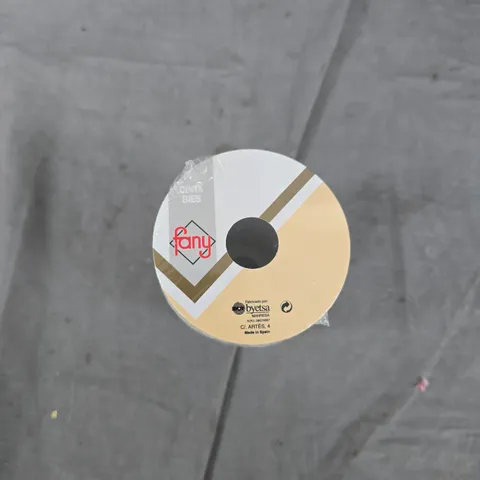 BOX OF APPROXIMATELY 20 HOUSEHOLD ITEMS TO INCLUDE: YARN, POKEMON TABLET CASE AND NOTEBOOK