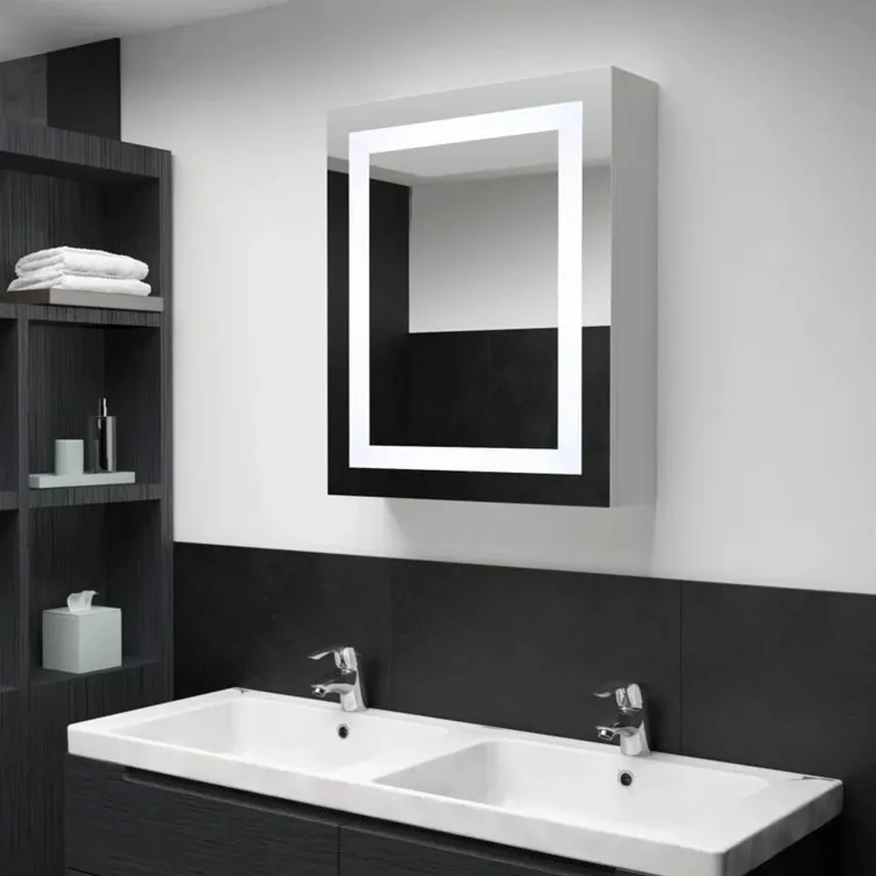 BOXED IVY BRONX LED BATHROOM MIRROR CABINET 50 × 13 ×70