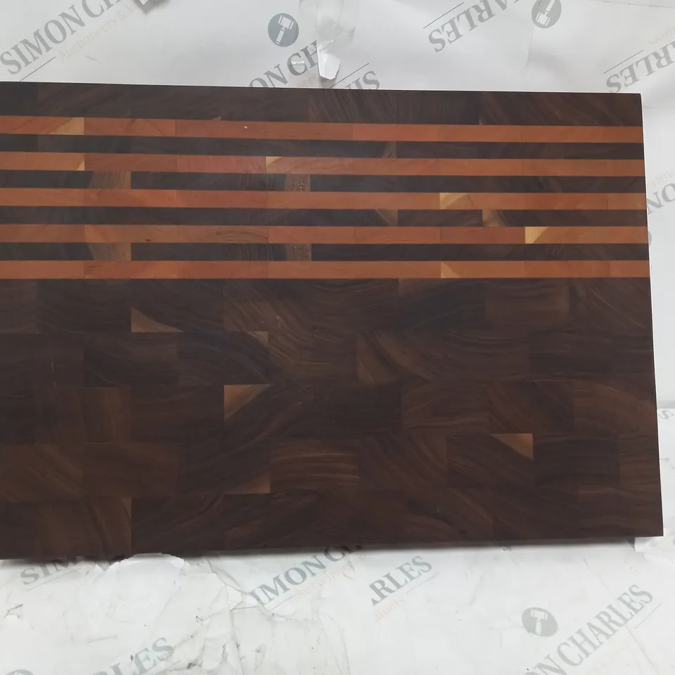 BOXED WOODEN END GRAIN CHOPPING BOARD