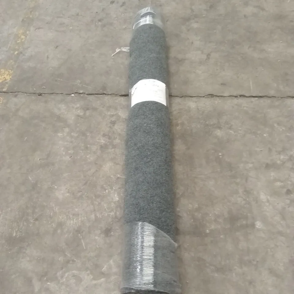 ROLL OF QUALITY BEDFORD FROST CARPET // APPROX SIZE; 1.6 x 4m