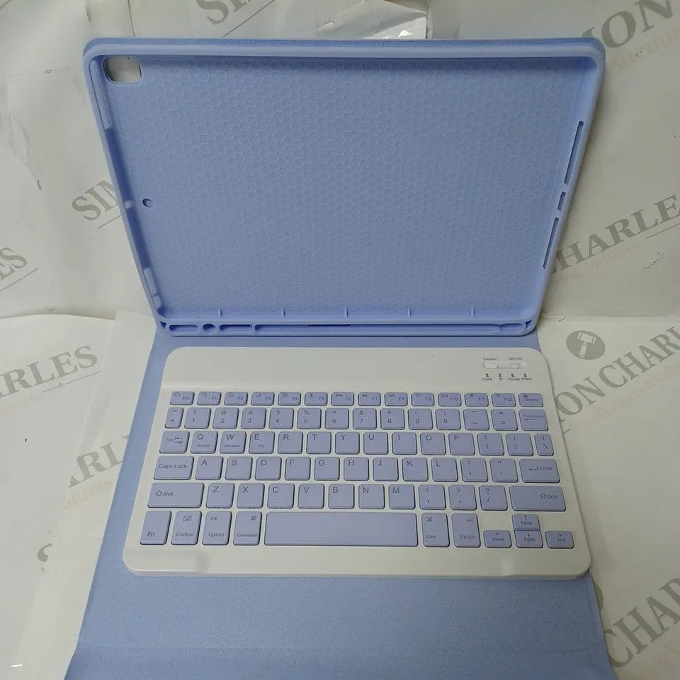 BOXED ULTRA THIN SMART KEYBOARD CASE IN LILAC 