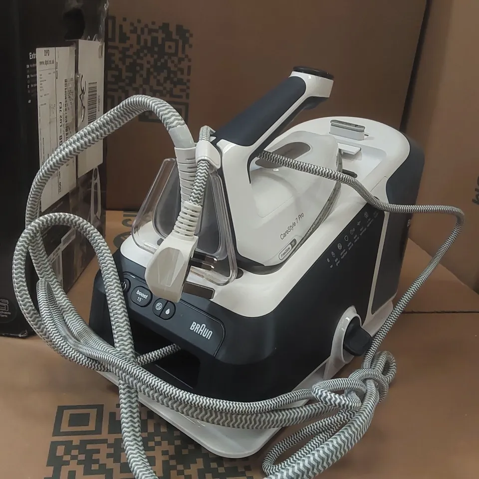 BOXED BRAUN CARESTYLE 7 IS 7282 PRO IRON