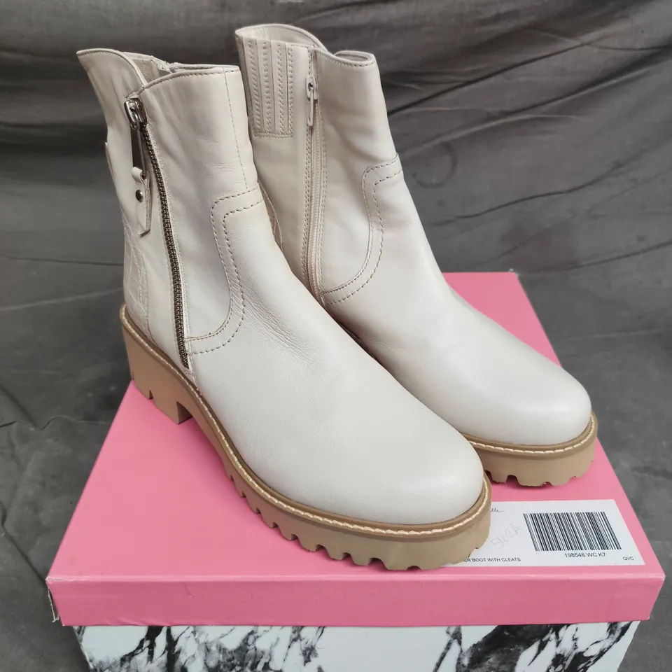 MODA IN PELLE ZIPSTER OFF-WHITE LEATHER BOOTS, UK 7