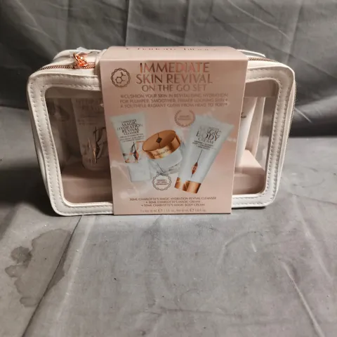 CHARLOTTE TILBURY IMMEDIATE SKIN REVIVAL ON THE GO SET β TRAVEL SKINCARE KIT