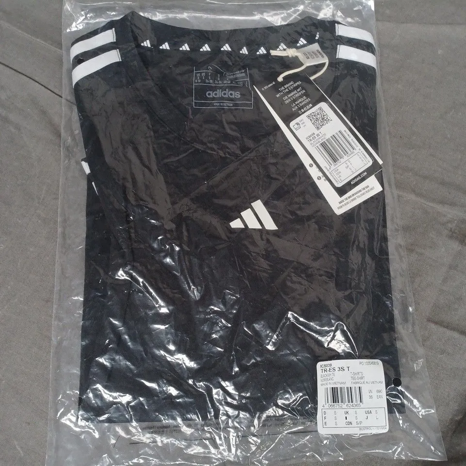 ADIDAS WOMEN'S AEROREADY TRAIN ESSENTIALS 3-STRIPES T-SHIRT, BLACK/WHITE - UK SIZE S