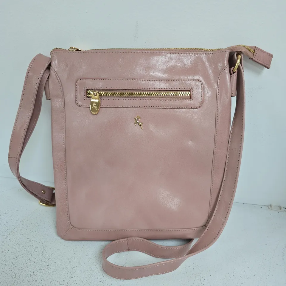 ASHWOOD LARGE CROSSBODY BAG WITH FRONT ZIP POCKET IN PINK