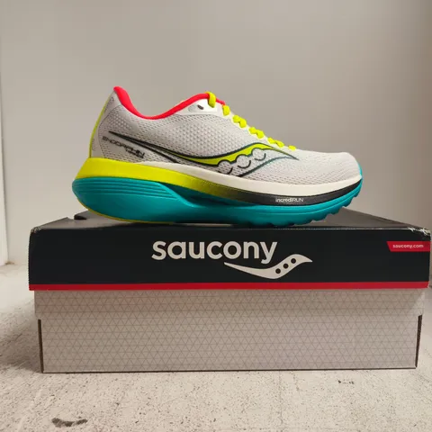 BOXED PAIR OF SAUCONY ENDORPHIN TRAINERS IN WHITE/MUTANT SIZE UK 5.5