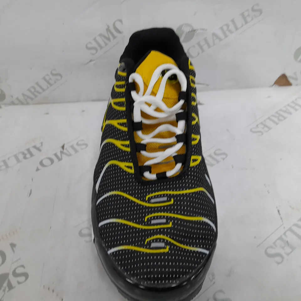 PAIR OF NIKE AIR TN TRAINERS IN BLACK/YELLOE/WHITE - UK 10