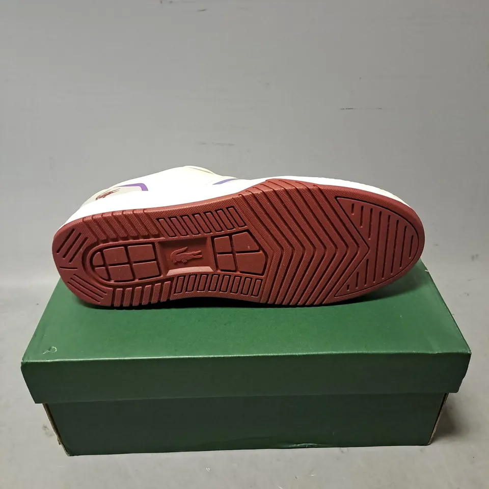 BOXED PAIR OF LACOSTE FLAT SNEAKERS IN IVORY MULTI SIZE 7