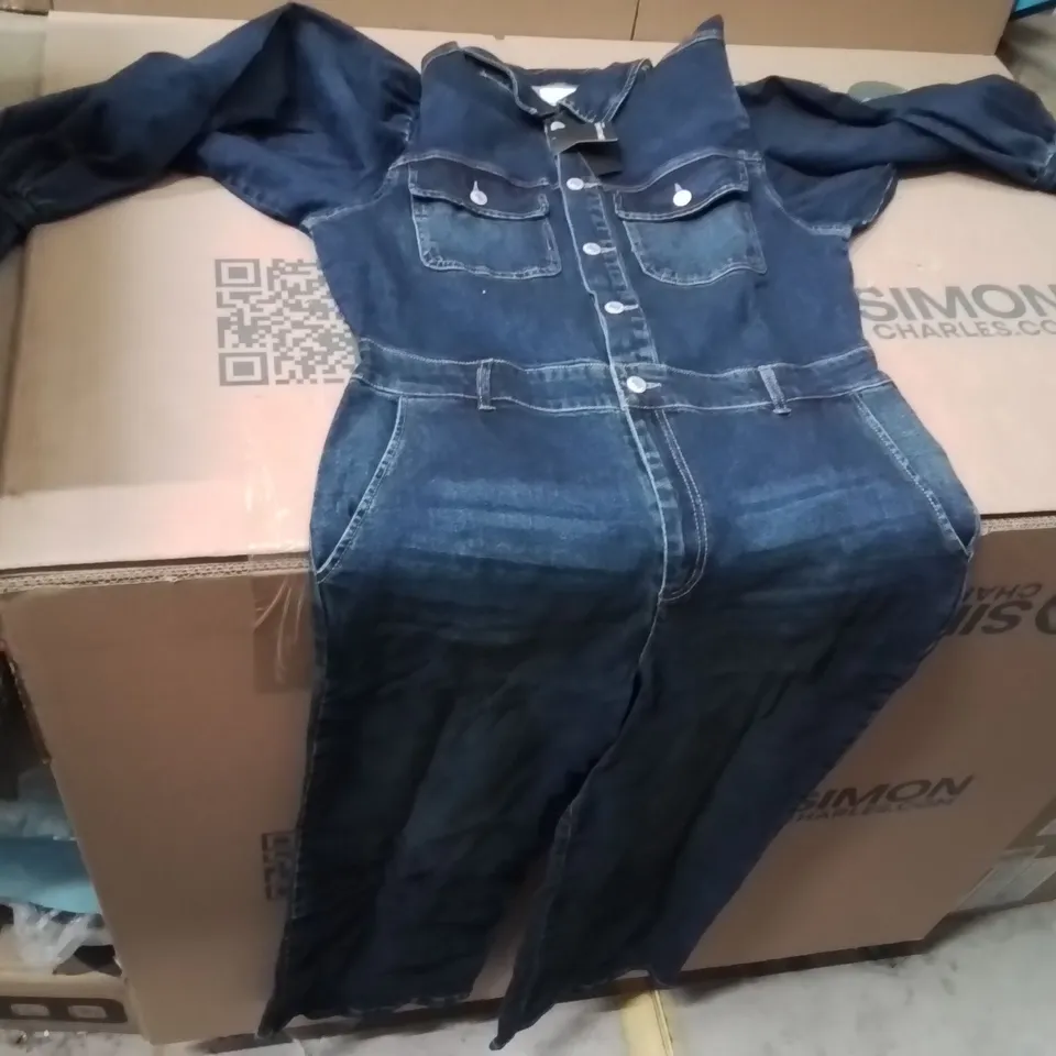 BOXED BRAND NEW APPROXIMATELY 6 JD WILLIAMS DENIM JUMPSUIT INDIGO SIZE 14