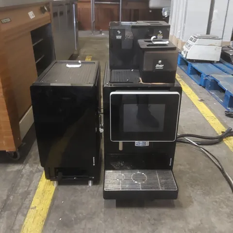 FRANKE A600 COMMERCIAL COFFEE MACHINE WITH MILK CHILLER
