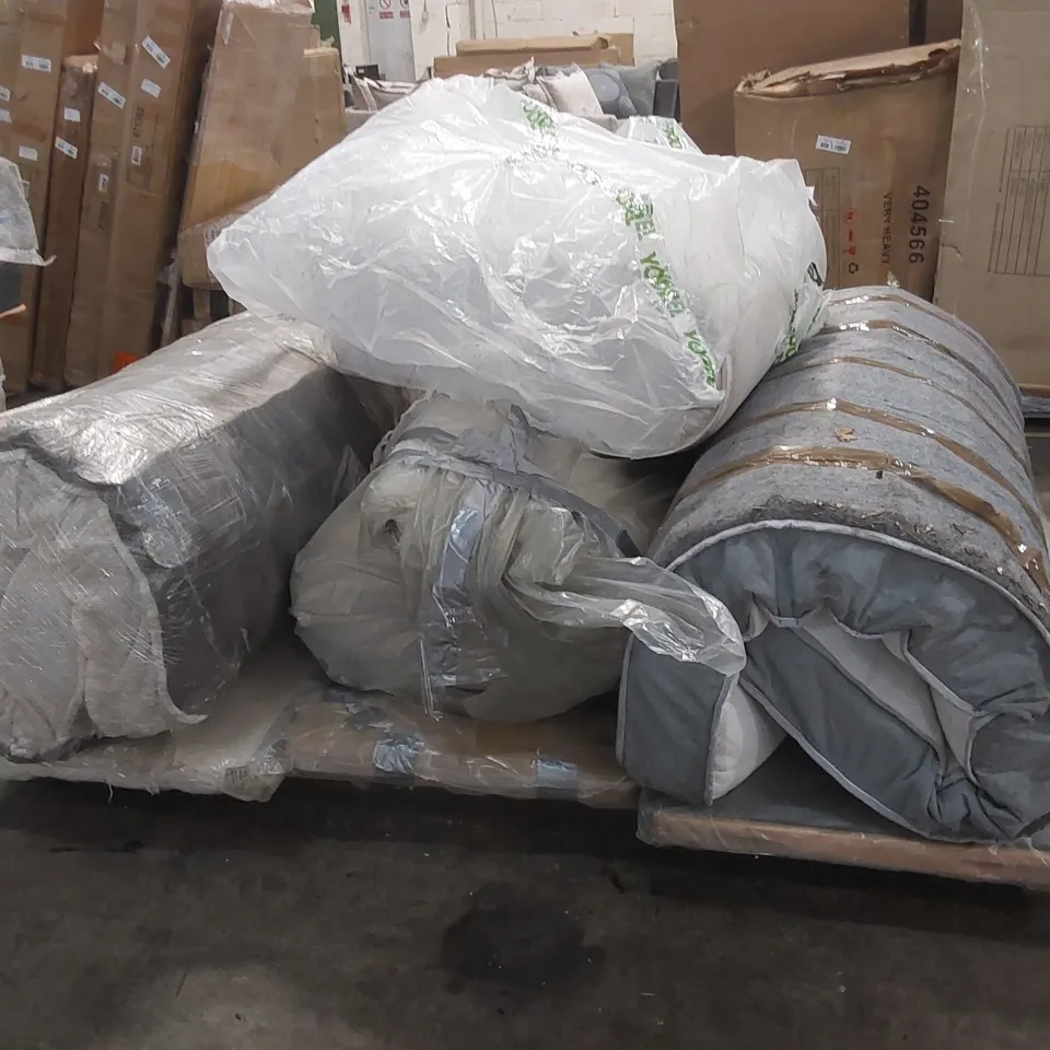 PALLET CONTAINING 4x ASSORTED MATTRESSES AND 3x HEADBOARDS 
