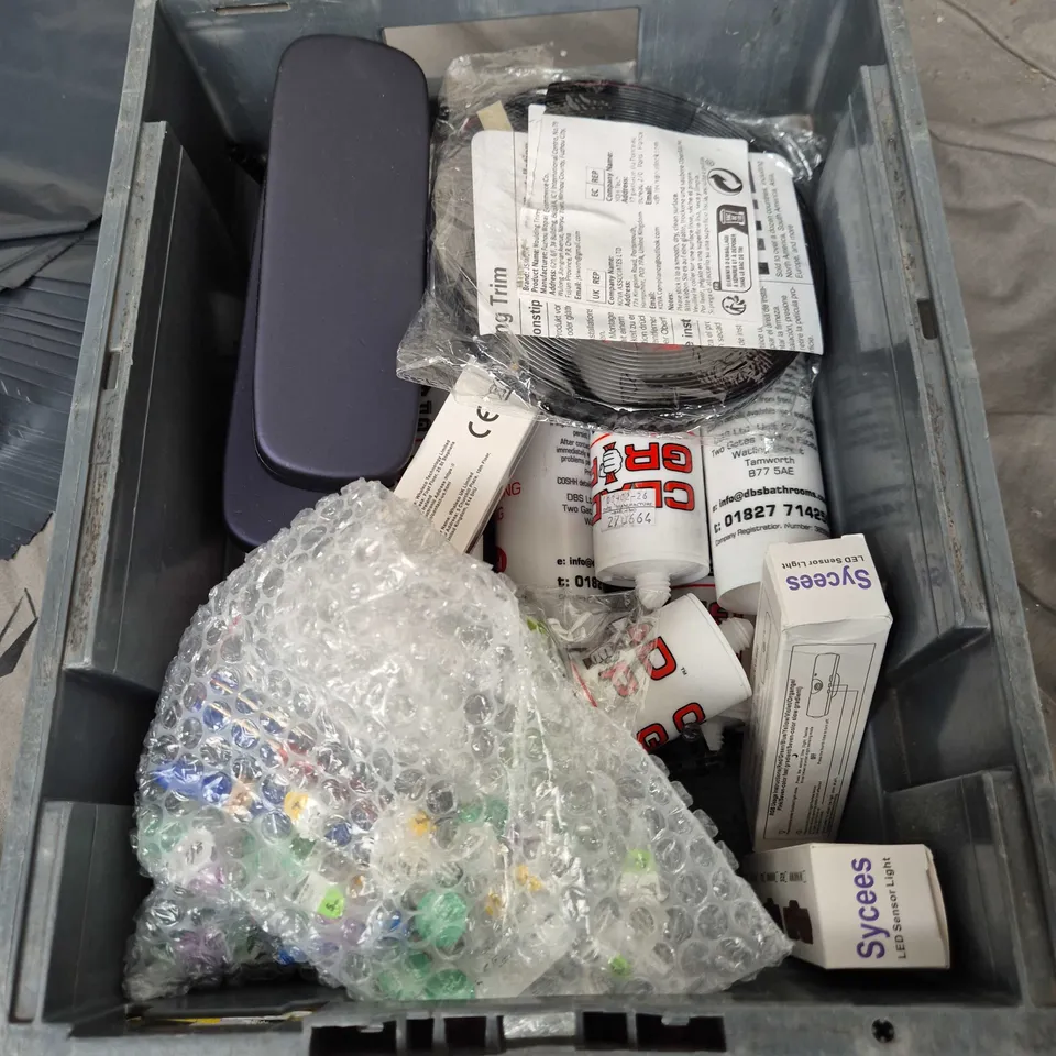 APPROXIMATELY 15 ASSORTED HOUSEHOLD PRODUCTS TO INCLUDE INVISIBLE WATERPROOF AGENT, RGB LED SENSOR LIGHT, STAPLE GUN ETC