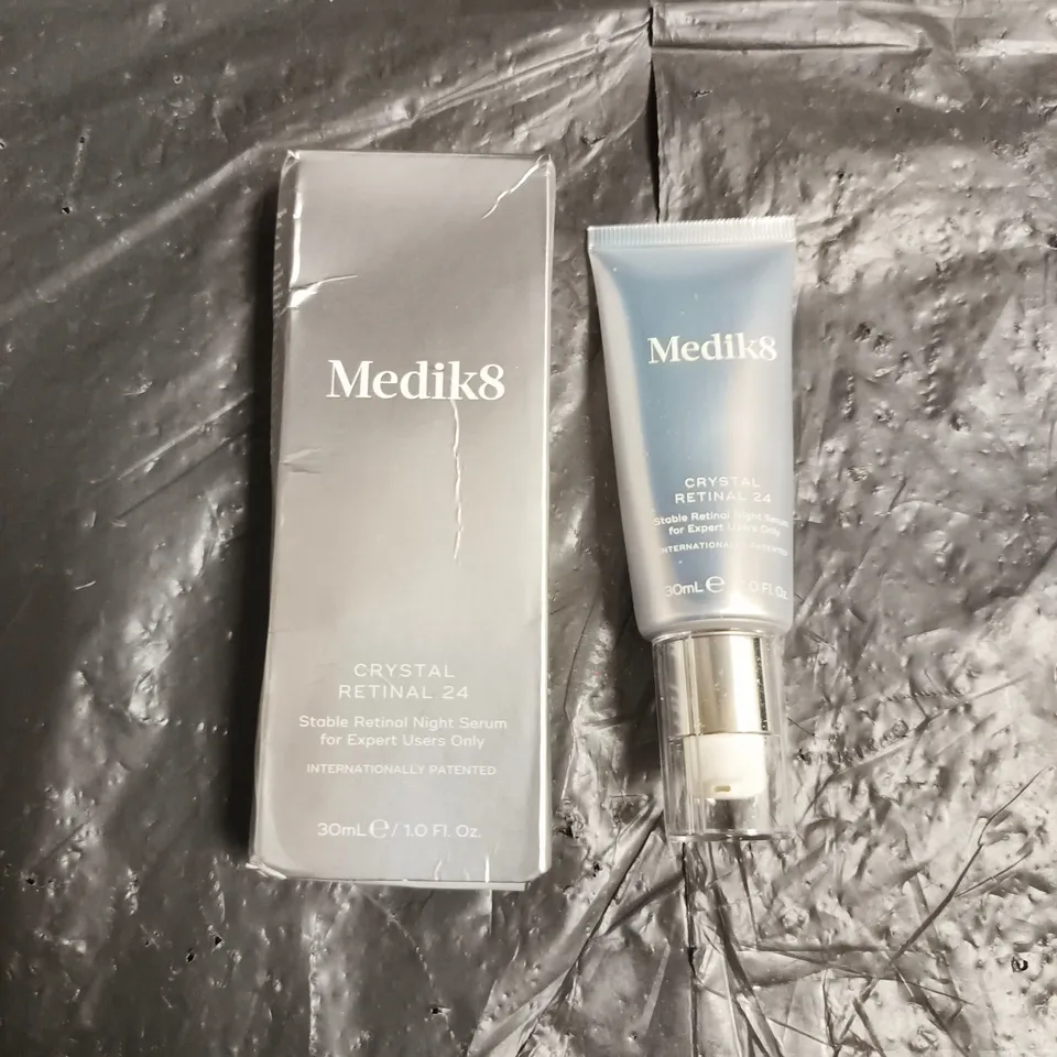 MEDIK8 CRYSTAL RETINAL 24 NIGHT SERUM – 30 ML (BOXED)