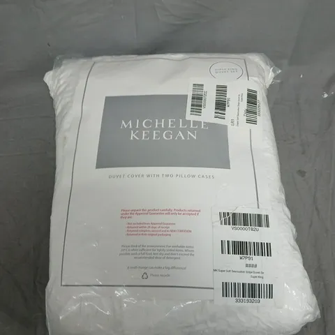 MICHELLE KEEGAN DUVET COVER SET β WHITE, SUPER KING, 3-PIECE (DUVET COVER WITH 2 PILLOWCASES)
