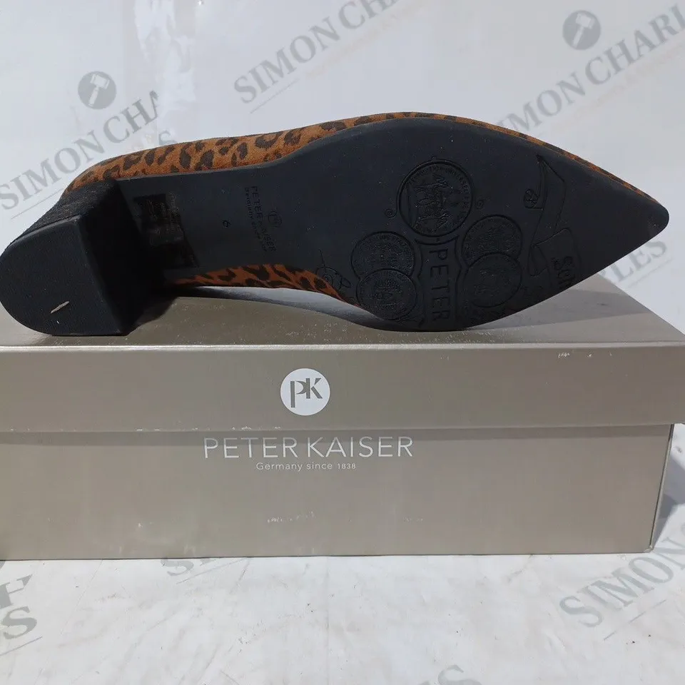 BOXED PAIR OF PETER KAISER OUTLET NAJA COURT SHOES IN LEOPARD PRINT DESIGN SIZE 6