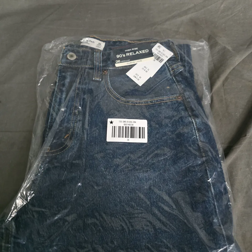 BAGGED ABERCROMBIE AND FITCH HIGH RISE 90S RELAXED FIT (UK 8 / US 26)