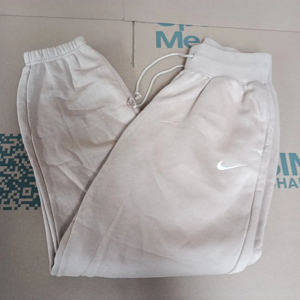 NIKE JOGGERS IN LIGHT BROWN - SMALL