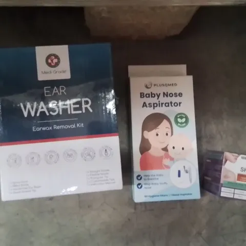 PALLET CONTAINING A LARGE QUANTITY OF PHARMACY PRODUCTS TO INCLUDE;BABY NOISE ASPIRATOR,SCAR SHEETS,EAR WASHER