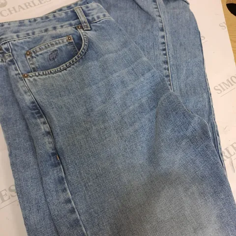 BEAUFORT AND BLAKE DENIM JEANS SIZE 32