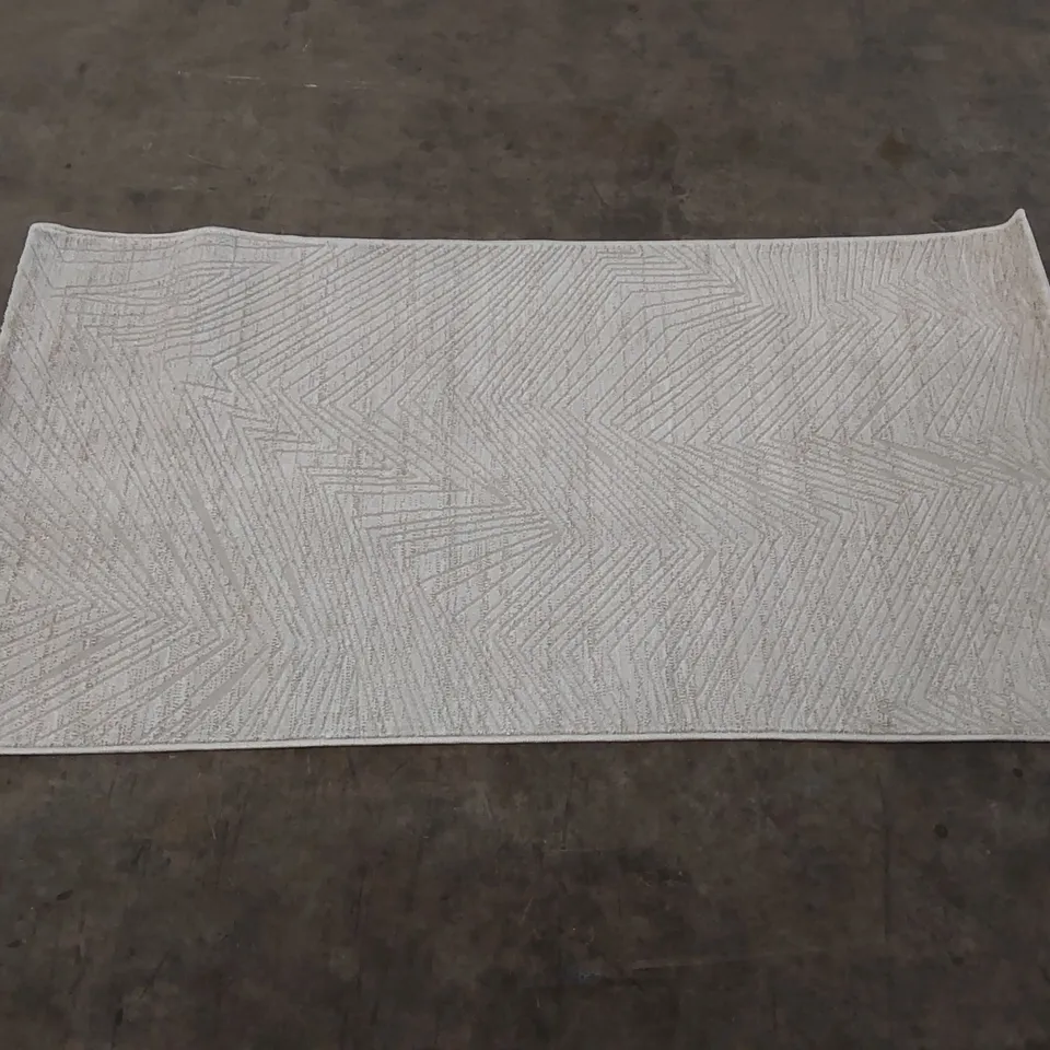 BRAND NEW BAGGED PACO HOME HYPNOS RUG - 150 x 80cm