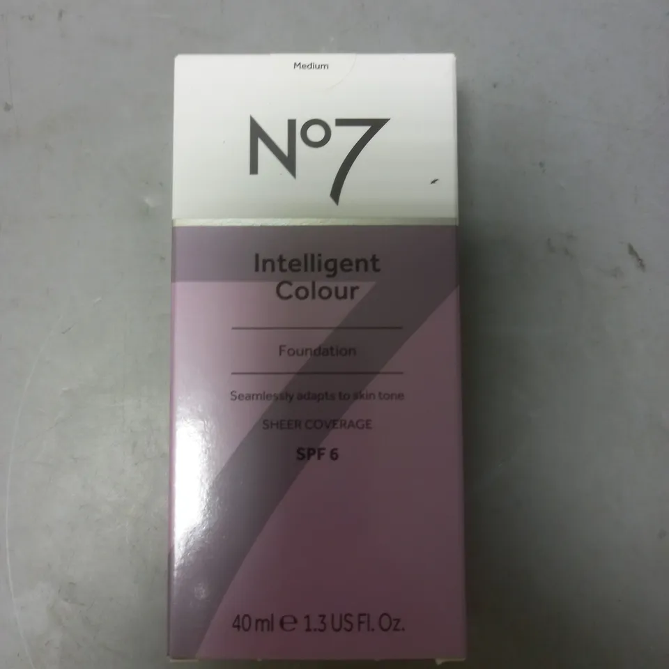 SEALED NO7 INTELLIGENT COLOUR FOUNDATION MEDIUM SPF 6 40ML