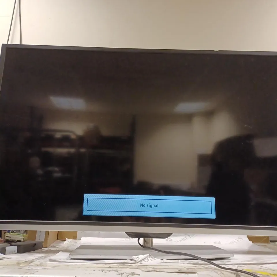 40" TOSHIBA 40L7355DB FULL HD 1080P FREEVIEW HD SMART 3D LED TV - COLLECTION ONLY