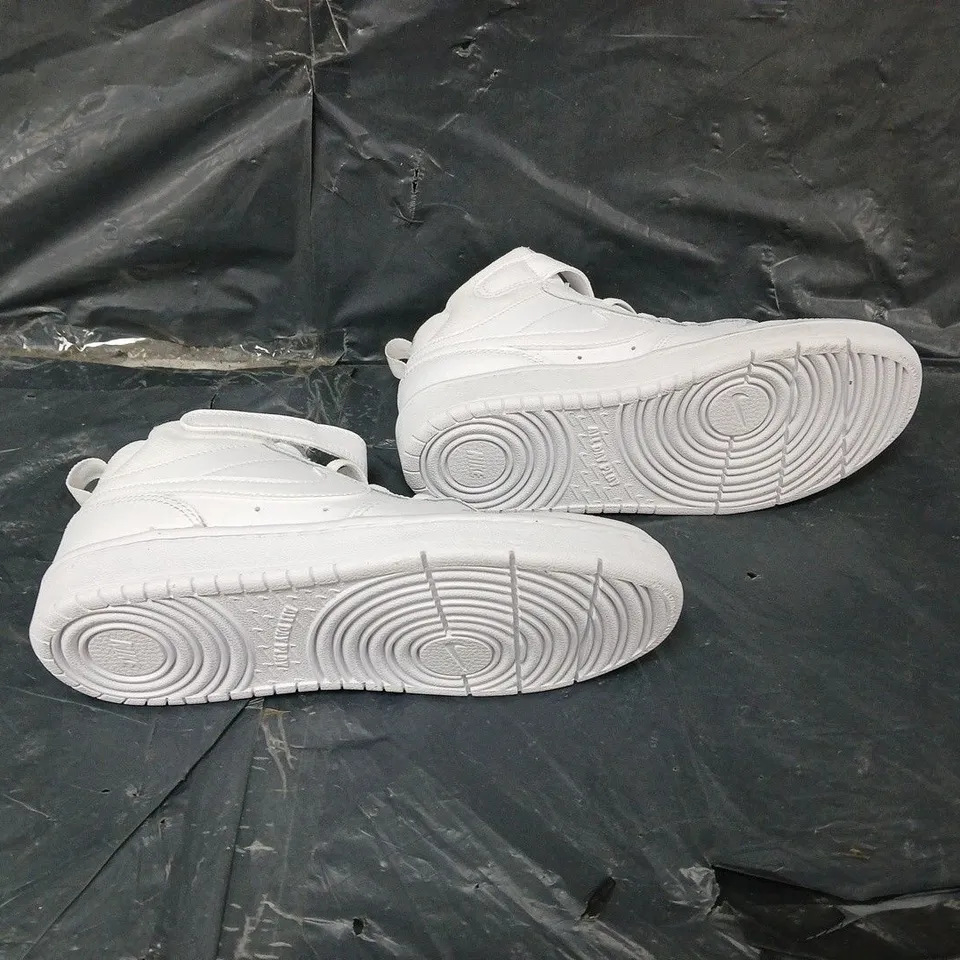 UNBOXED PAIR OF NIKE MID COURT WHITE UK 5 