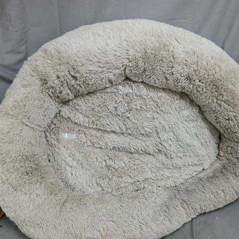 Cozee Home Fluffy Round Pet Bed – Plush Faux-Fur, Cream/Beige