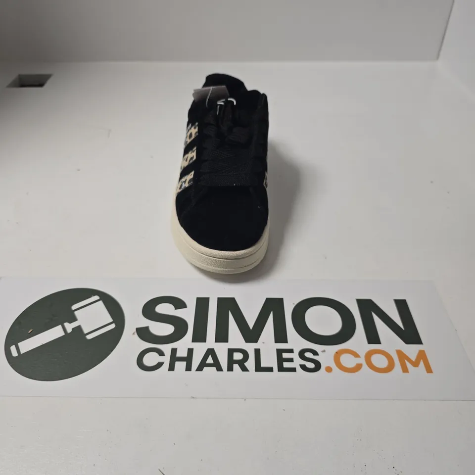 UNBOXED PAIR OF ADIDAS CAMPUS TRAINERS IN BLACK/ANIMAL PRINT - UK 6.5