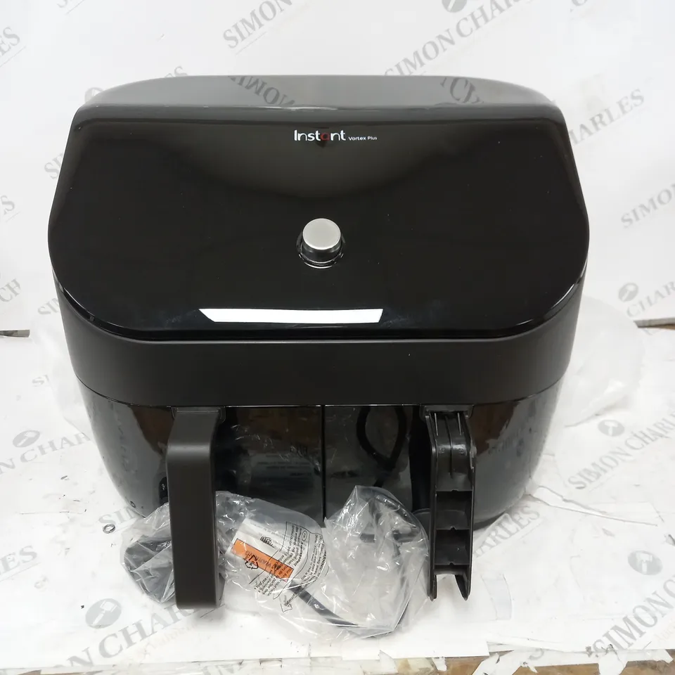 BOXED INSTANT VORTEX 8 IN 1 DUAL AIR FRYER 7.6