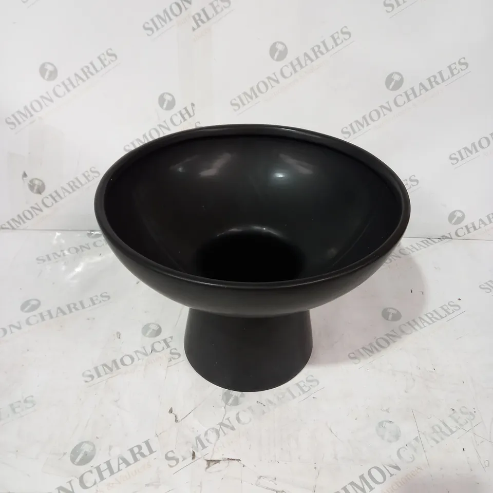 K BY KELLY HOPPEN FOOTED BOWL - BLACK