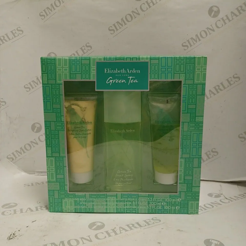 ELIZABETH ARDEN NEW YORK GRREN TEA INCLUDING BODY WASH, SHOWER GEL, SCENT SPRAY