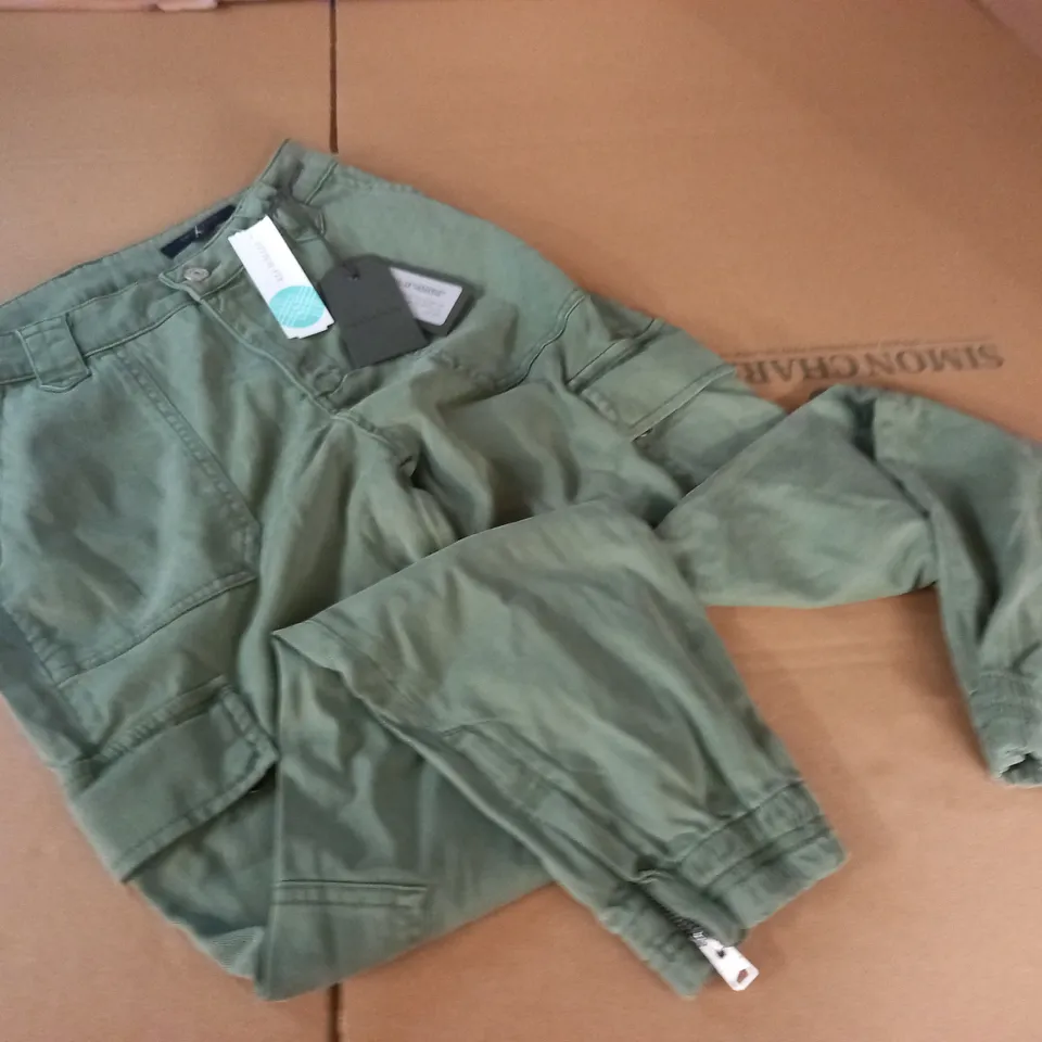ALL SAINTS NOLA CARGO JOGGERS IN KHAKI GREEN - 26