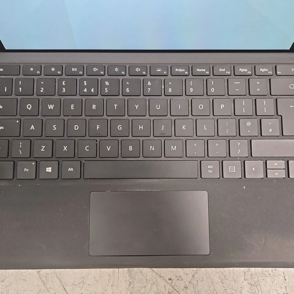 MICROSOFT SURFACE PRO 5