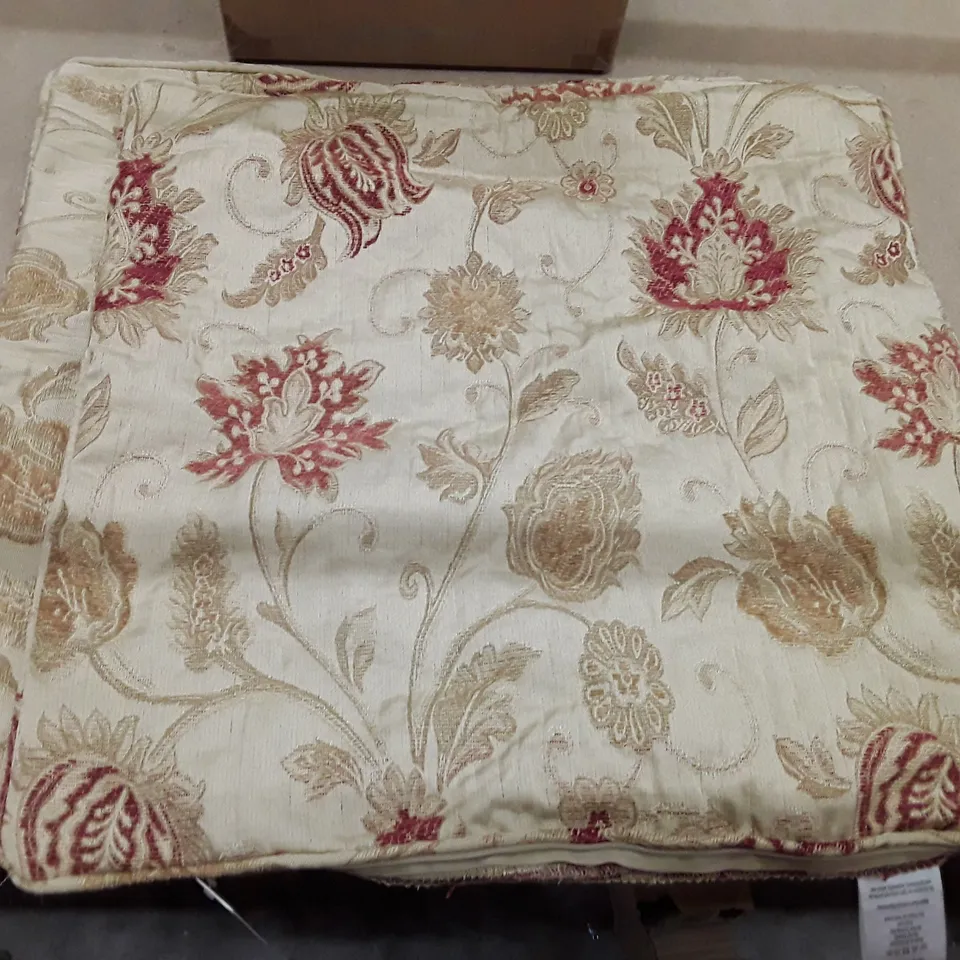 BARNSLEY FLORAL JACQUARD CUSHION COVER (SET OF 2)