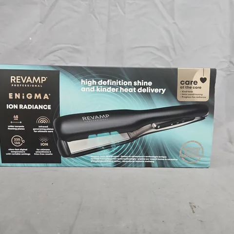 REVAMP PROFESSIONAL ENIGMA ION RADIANCE CERAMIC STRAIGHTENER ST-3000-GB
