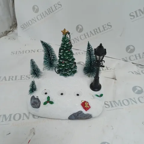 DESIGNER FESTIVE LED CHRISTMAS SCENE WITH MUSIC