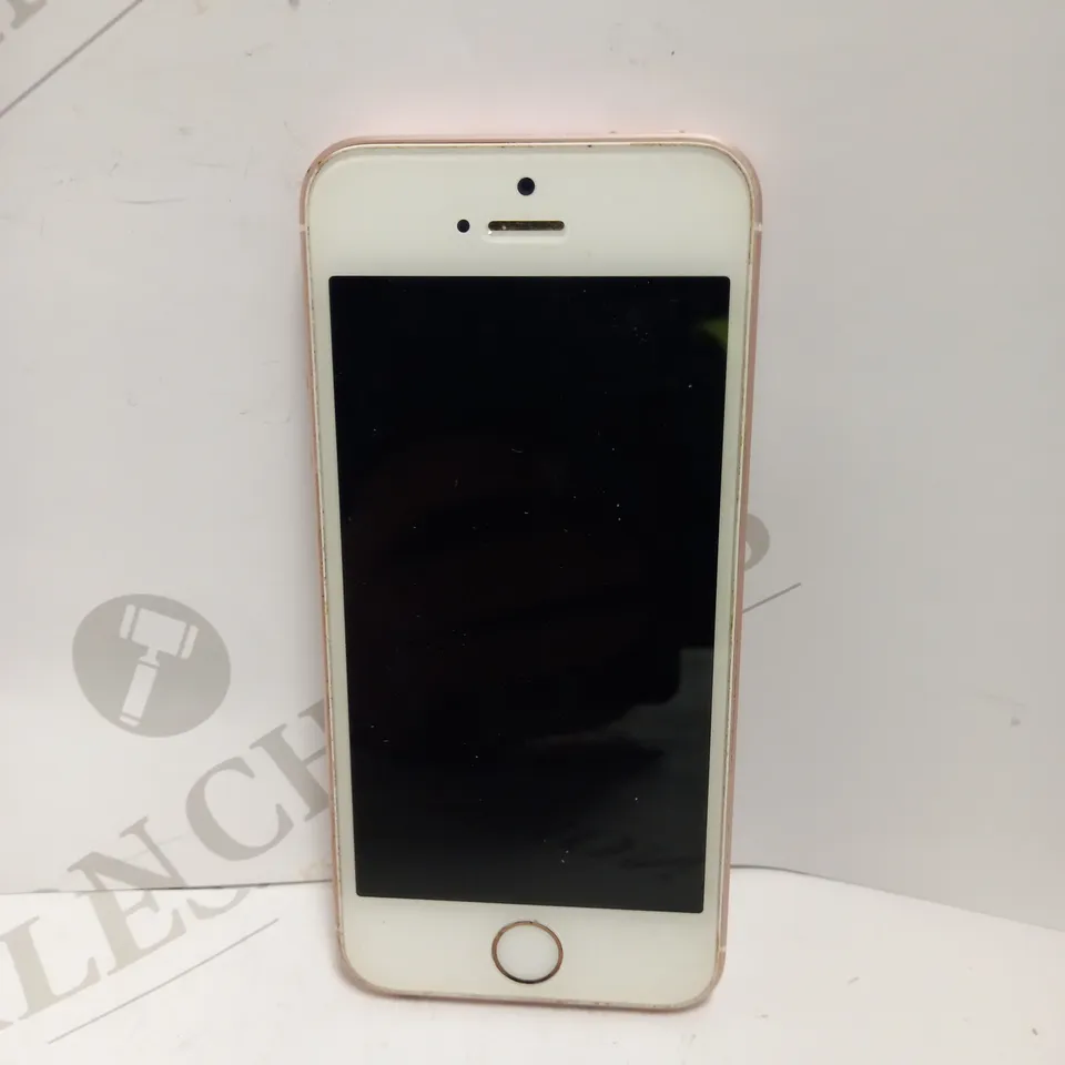 APPLE IPHONE SE SMARTPHONE 