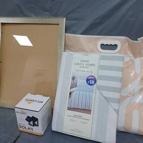 APROXIMATELY 14 ASSORTED HOUSEHOLD ITEMS TO INCLUDE PICTURE FRAMES , DUVET SET, SOLAR LIGHTS, ETC