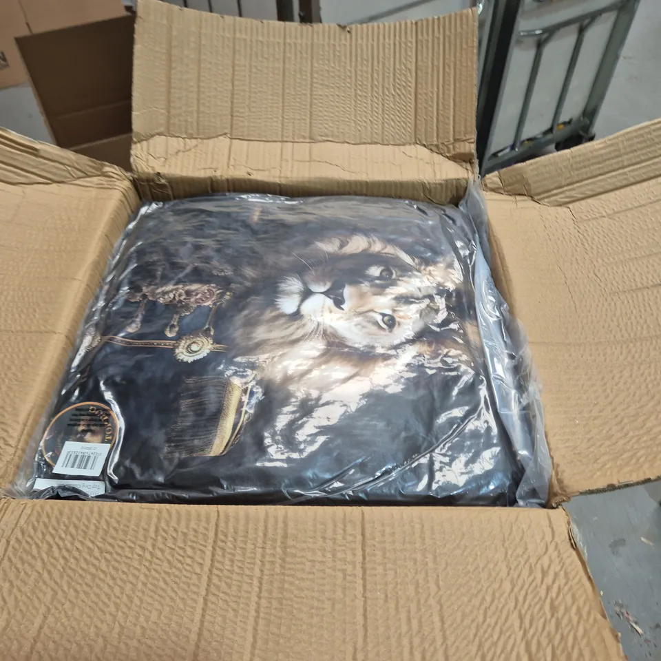 LOT OF 16 AS NEW TOP DOG LION THEMED FILLED CUSHIONS - 45X45CM