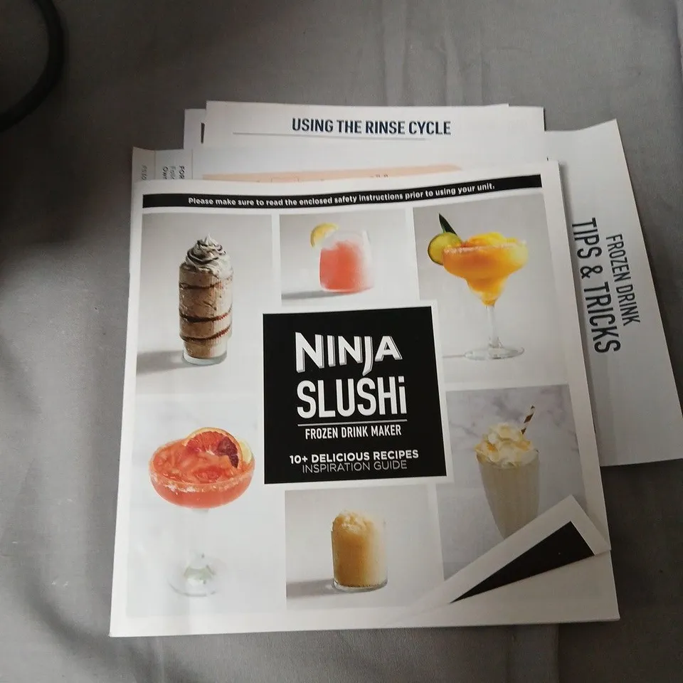 BOXED NINJA SLUSHI FROZEN DRINK MAKER WITH 2.5L